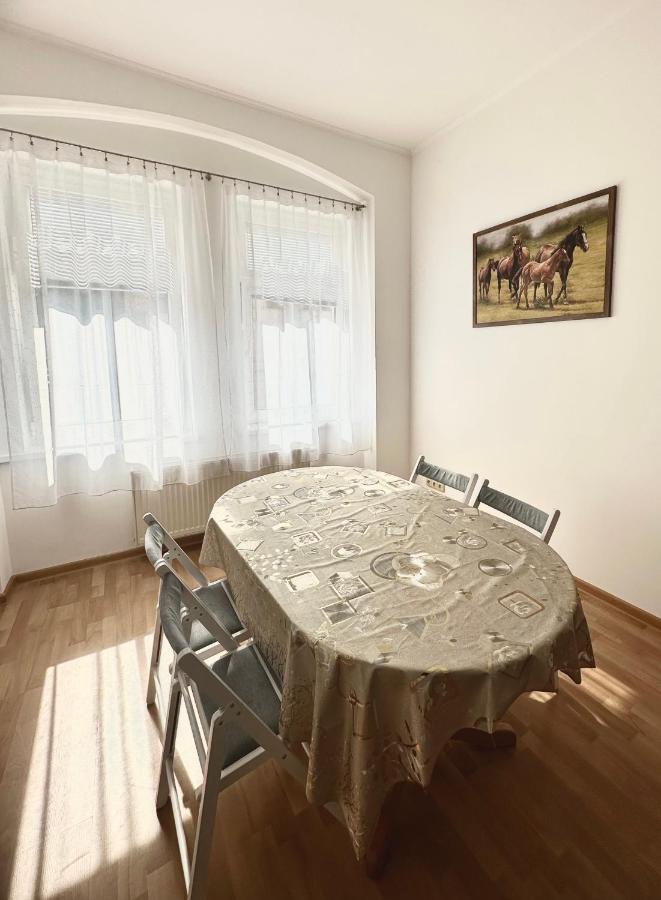 Apartment Erika Karlovy Vary Extérieur photo